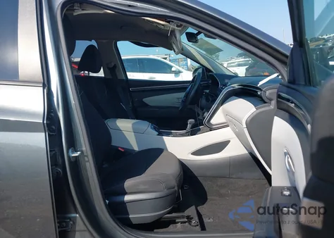 2022 Hyundai Tucson Sel z USA, uszkodzony, nr VIN 5NMJB3AE7NH133081